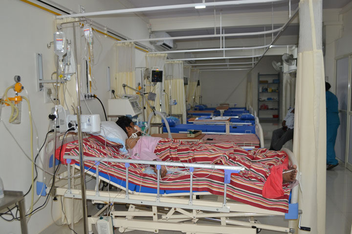 varalakshmi-hospital-3